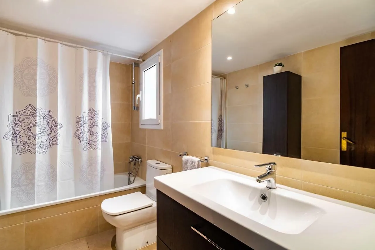 Gaudi House Hotel Barcelona Apartment